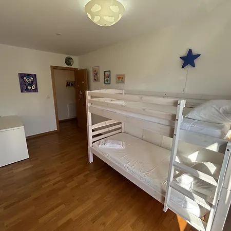 Grupo Gontad Apto Heol - De Bergantinos آكورونيا